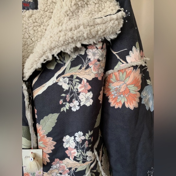 Johnny Was Pete & Greta Dusk Floral Print Sherpa Coat Women’s Small New W/ Tags - Picture 5 of 12